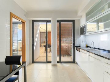 2104-385667-53692adbb4d7b8272cdc4cb7055921f49