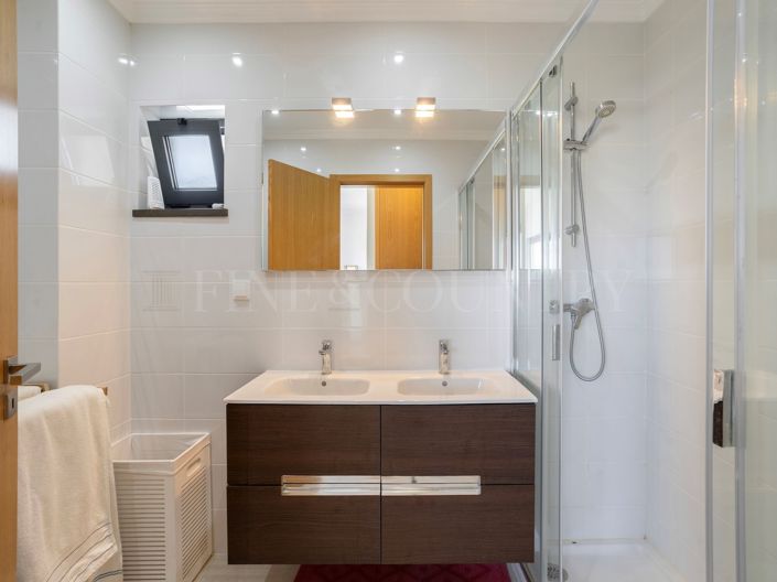 Image No.23-3 Bed Apartment for sale