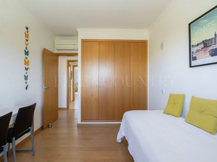 Image No.26-3 Bed Apartment for sale