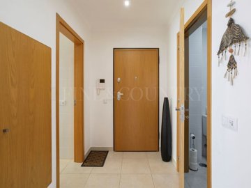 2104-385667-53692adbb4d7b8272cdc4cb7055921f49