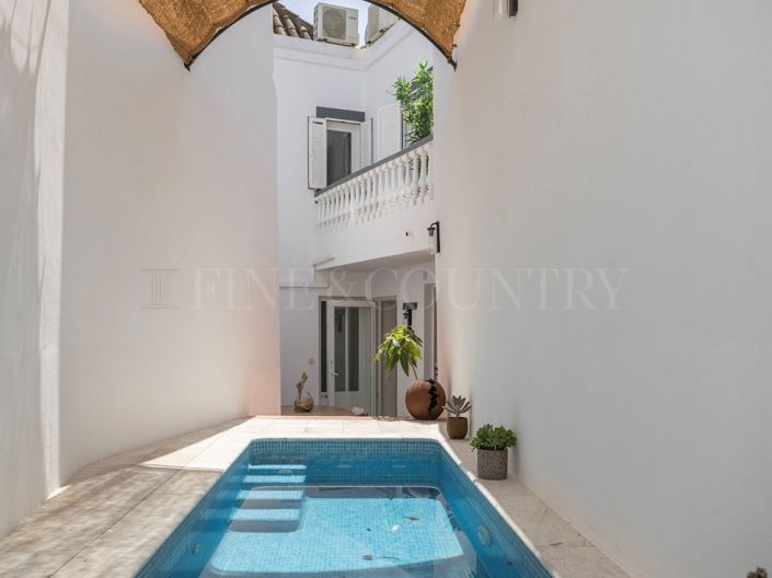 Image No.14-3 Bed Townhouse for sale