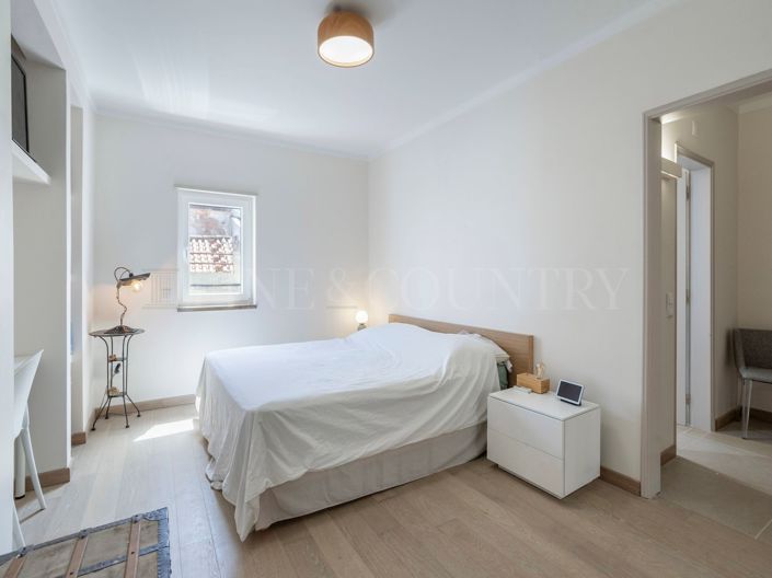 Image No.18-3 Bed Townhouse for sale