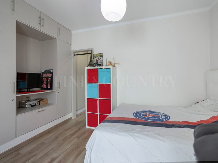 Image No.25-3 Bed Townhouse for sale
