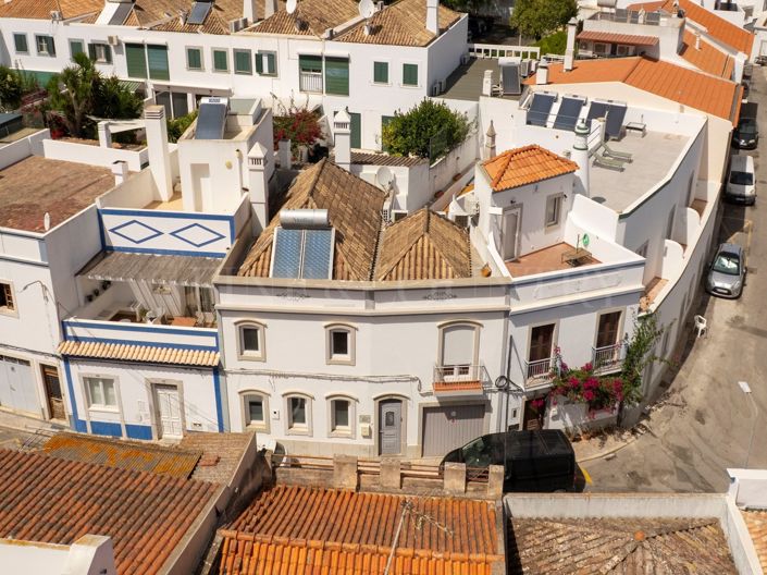 Image No.4-3 Bed Townhouse for sale