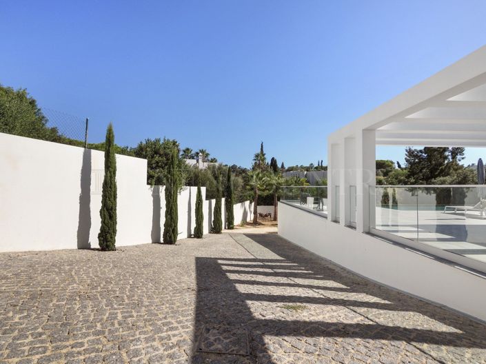 Image No.50-5 Bed Villa for sale