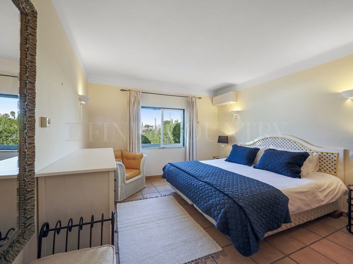 Image No.24-2 Bed Townhouse for sale