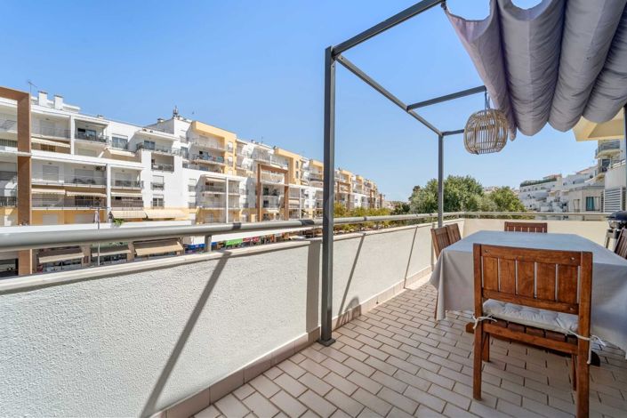 Image No.15-3 Bed Apartment for sale