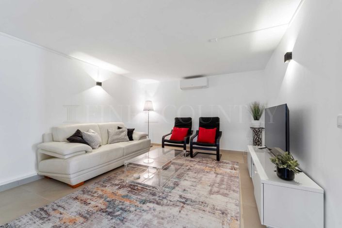 Image No.31-4 Bed Property for sale