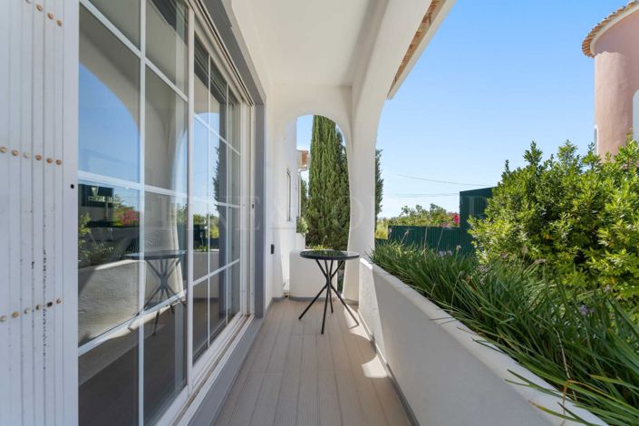 Image No.39-4 Bed Property for sale