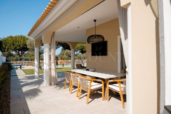 Image No.30-5 Bed Property for sale