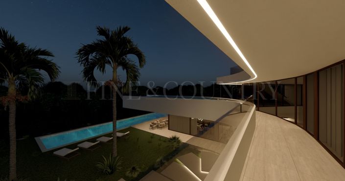 Image No.12-7 Bed Property for sale