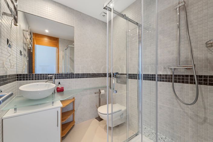 Image No.34-3 Bed Townhouse for sale