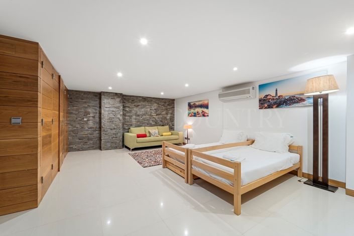 Image No.36-3 Bed Townhouse for sale