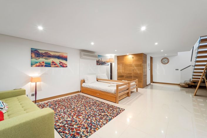 Image No.37-3 Bed Townhouse for sale