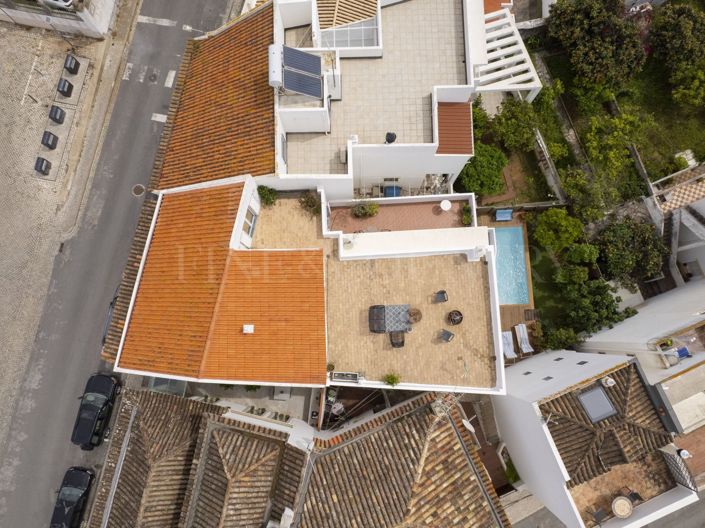 Image No.33-3 Bed Townhouse for sale