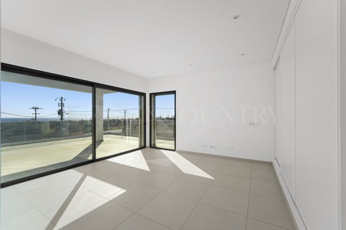 Image No.28-Propriété de 4 chambres à vendre