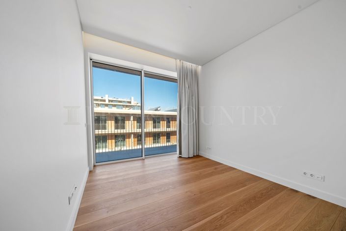 Image No.23-2 Bed Apartment for sale
