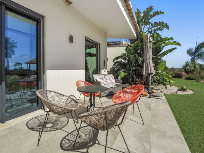 Image No.38-4 Bed Property for sale