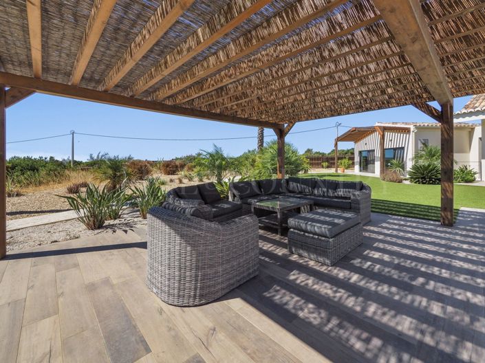 Image No.43-4 Bed Property for sale