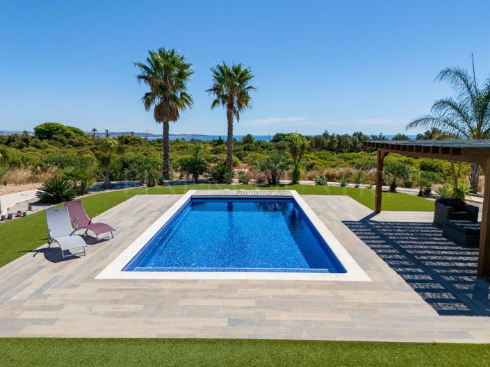Image No.48-4 Bed Property for sale