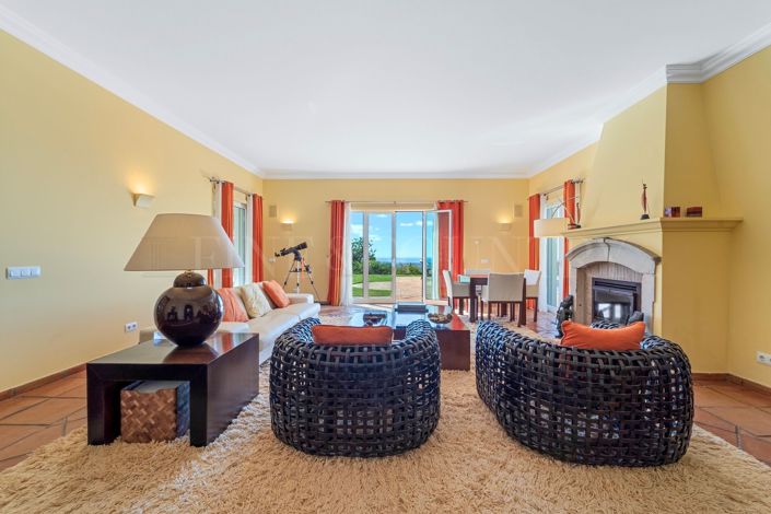 Image No.25-4 Bed Property for sale