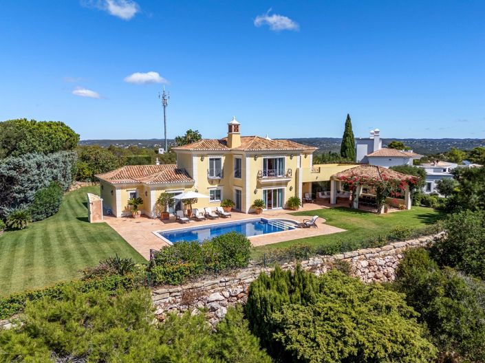 Image No.4-4 Bed Property for sale