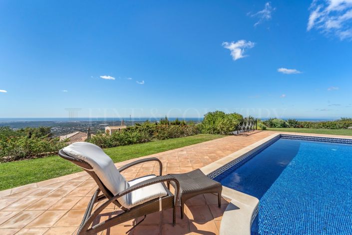 Image No.54-4 Bed Property for sale