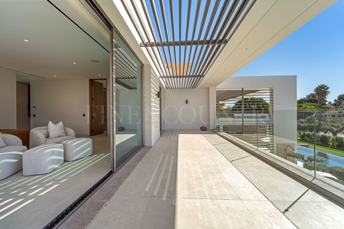 Image No.29-6 Bed Property for sale
