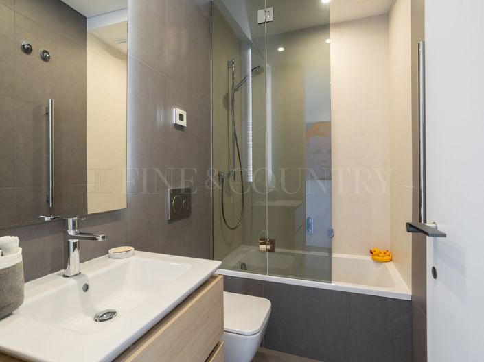 Image No.26-3 Bed Apartment for sale