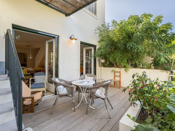 Image No.3-2 Bed Townhouse for sale