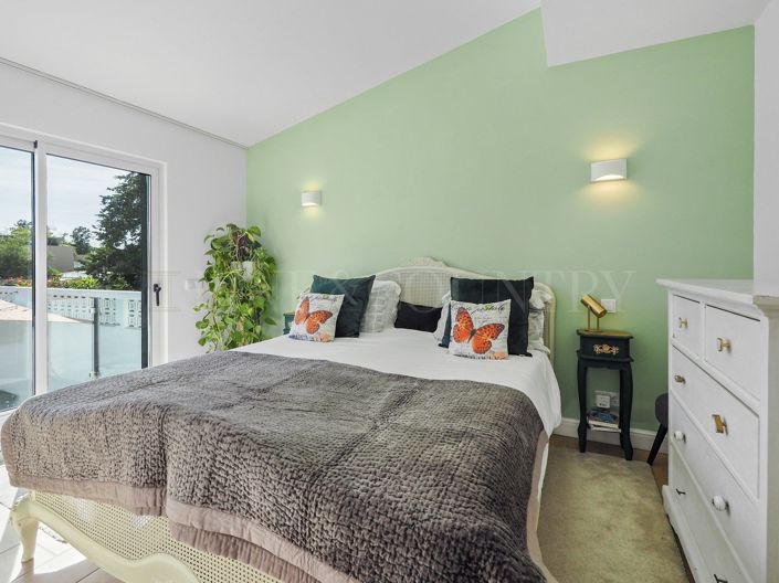 Image No.30-3 Bed Property for sale