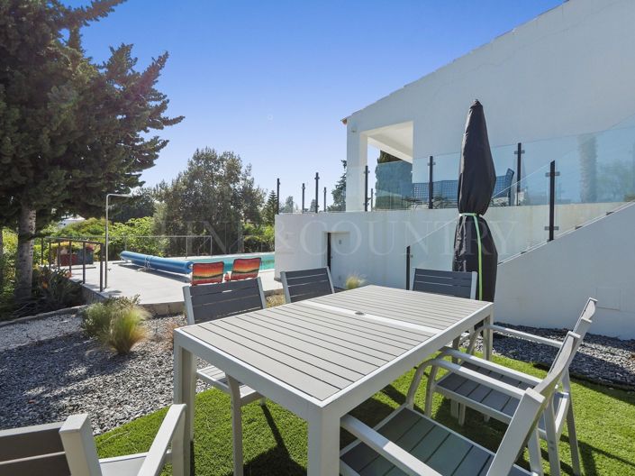 Image No.35-3 Bed Property for sale