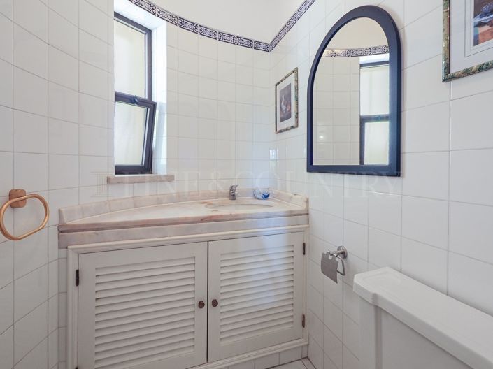 Image No.22-3 Bed Property for sale