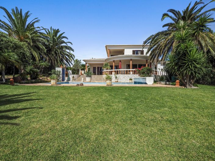 Image No.50-3 Bed Property for sale