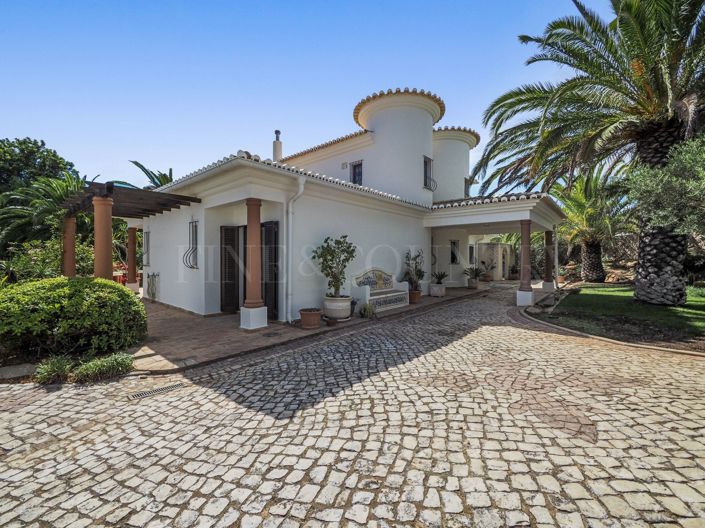 Image No.61-3 Bed Property for sale
