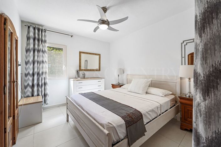 Image No.13-3 Bed Semi-Detached for sale
