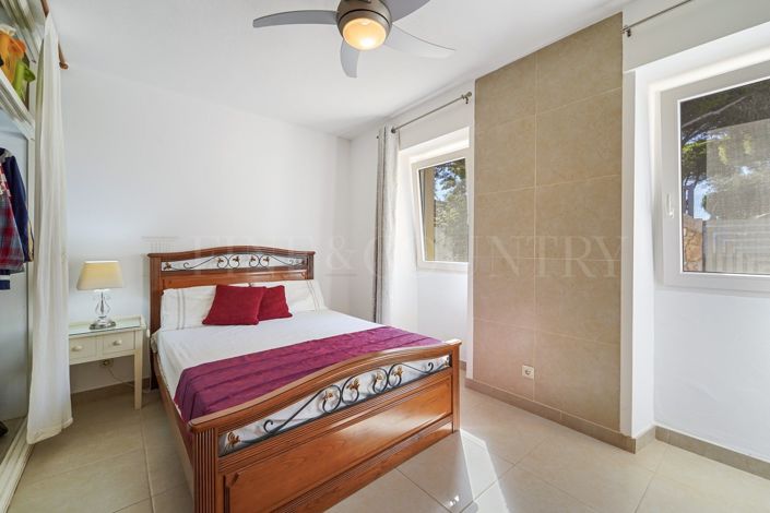 Image No.17-3 Bed Semi-Detached for sale