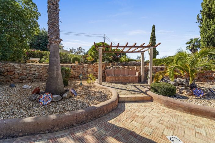 Image No.29-3 Bed Semi-Detached for sale
