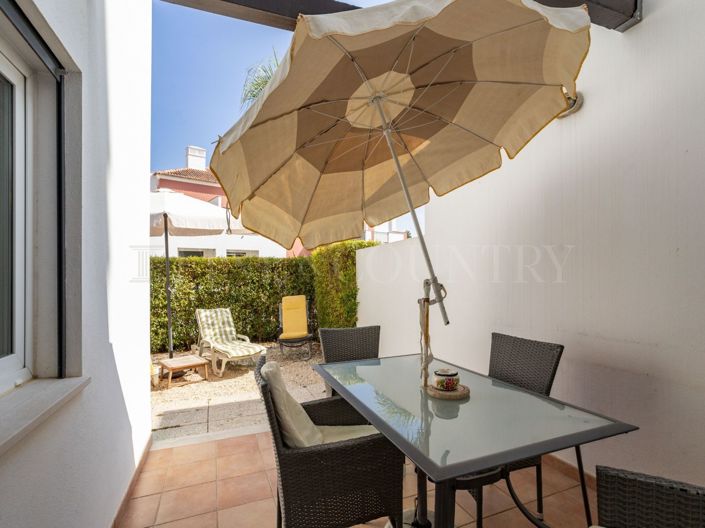 Image No.24-3 Bed Townhouse for sale