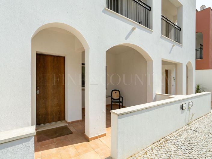 Image No.25-3 Bed Townhouse for sale