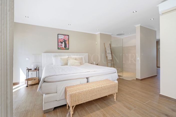 Image No.38-3 Bed Townhouse for sale