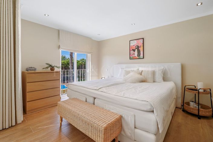 Image No.40-3 Bed Townhouse for sale