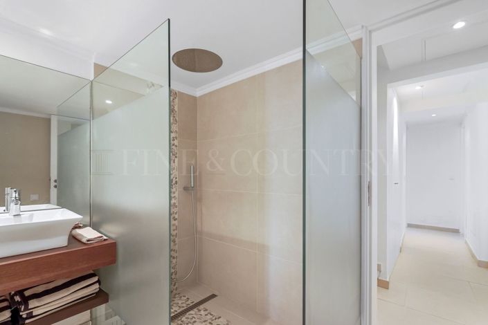 Image No.53-3 Bed Townhouse for sale