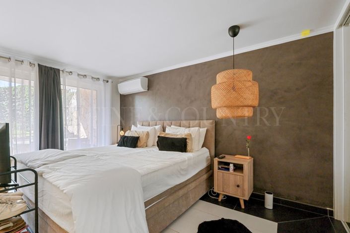 Image No.54-3 Bed Townhouse for sale