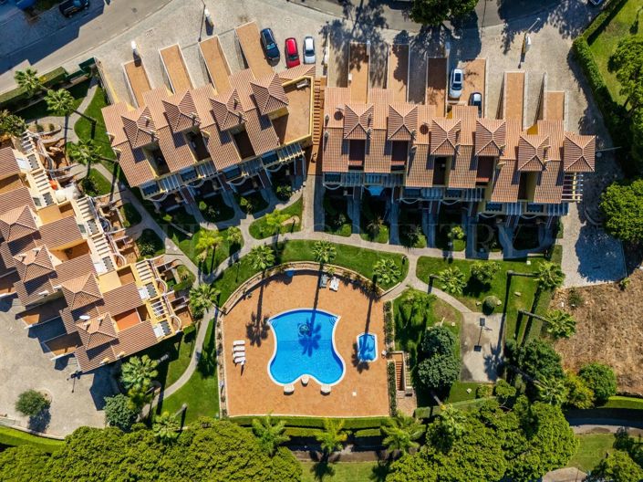 Image No.58-3 Bed Townhouse for sale