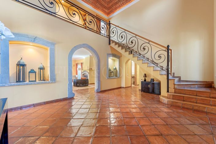 Image No.13-4 Bed Property for sale