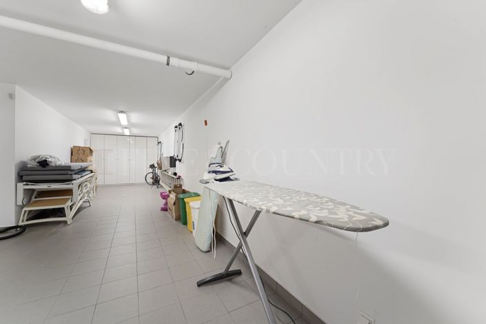 Image No.49-3 Bed Property for sale