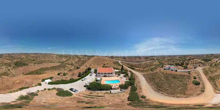 Image No.37-3 Bed Villa for sale