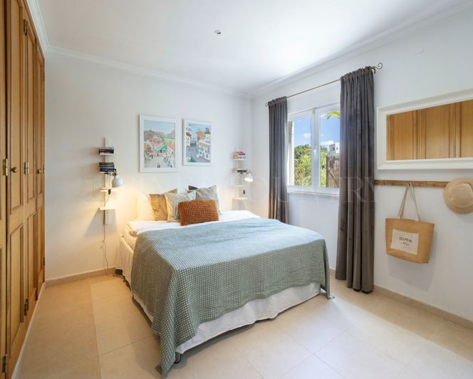 Image No.22-3 Bed Villa for sale
