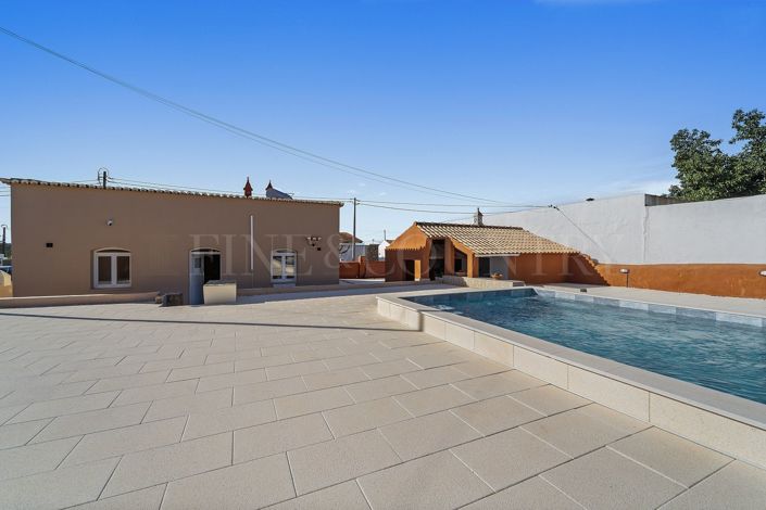 Image No.8-3 Bed Cottage for sale